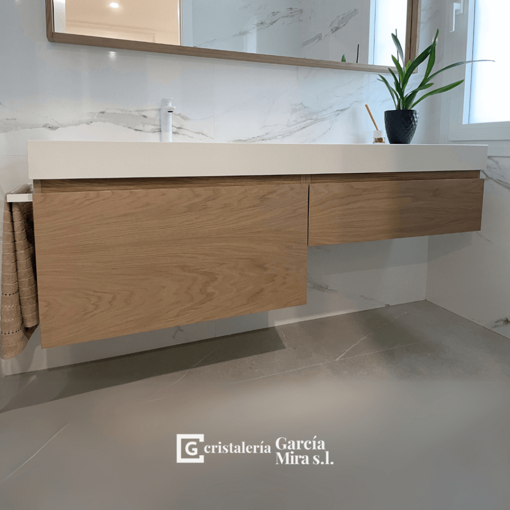 Muebles y accesorios